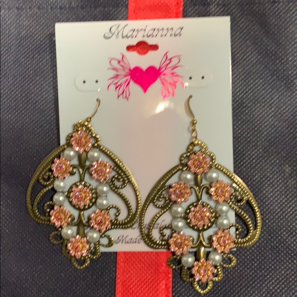 Swarovski Light-Pink Crystal Earrings.